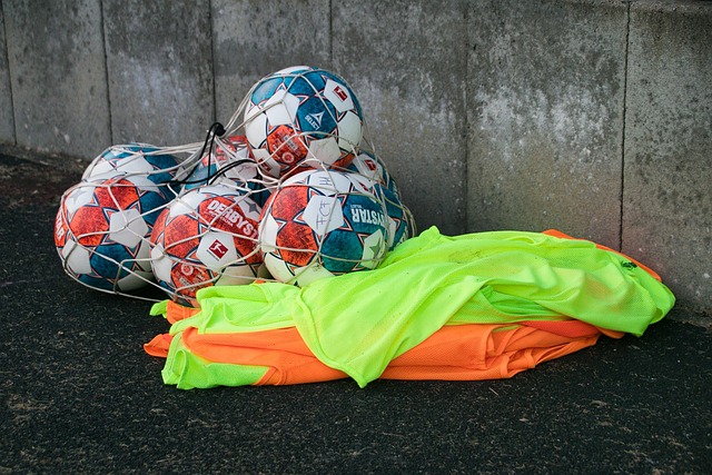 抗与创意竞 抗与创意竞